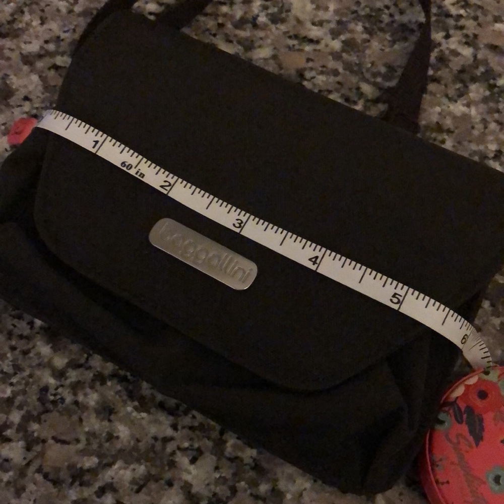 Mini Crossbody - Picture 6 of 7